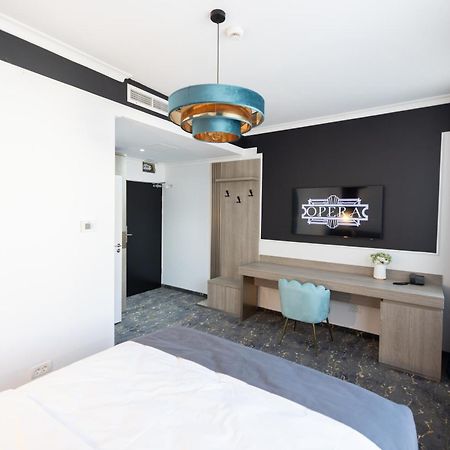 Opera Hotel Temesvár Kültér fotó