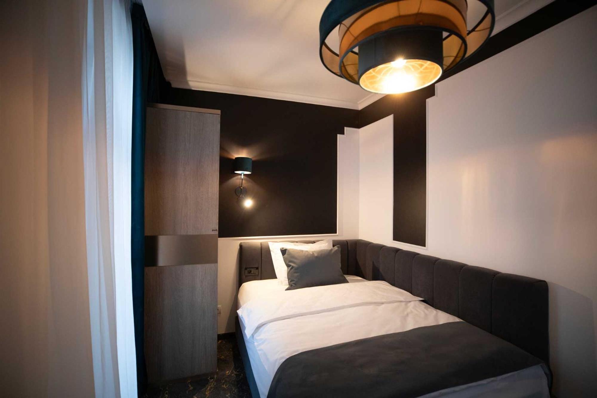 Opera Hotel Temesvár Kültér fotó