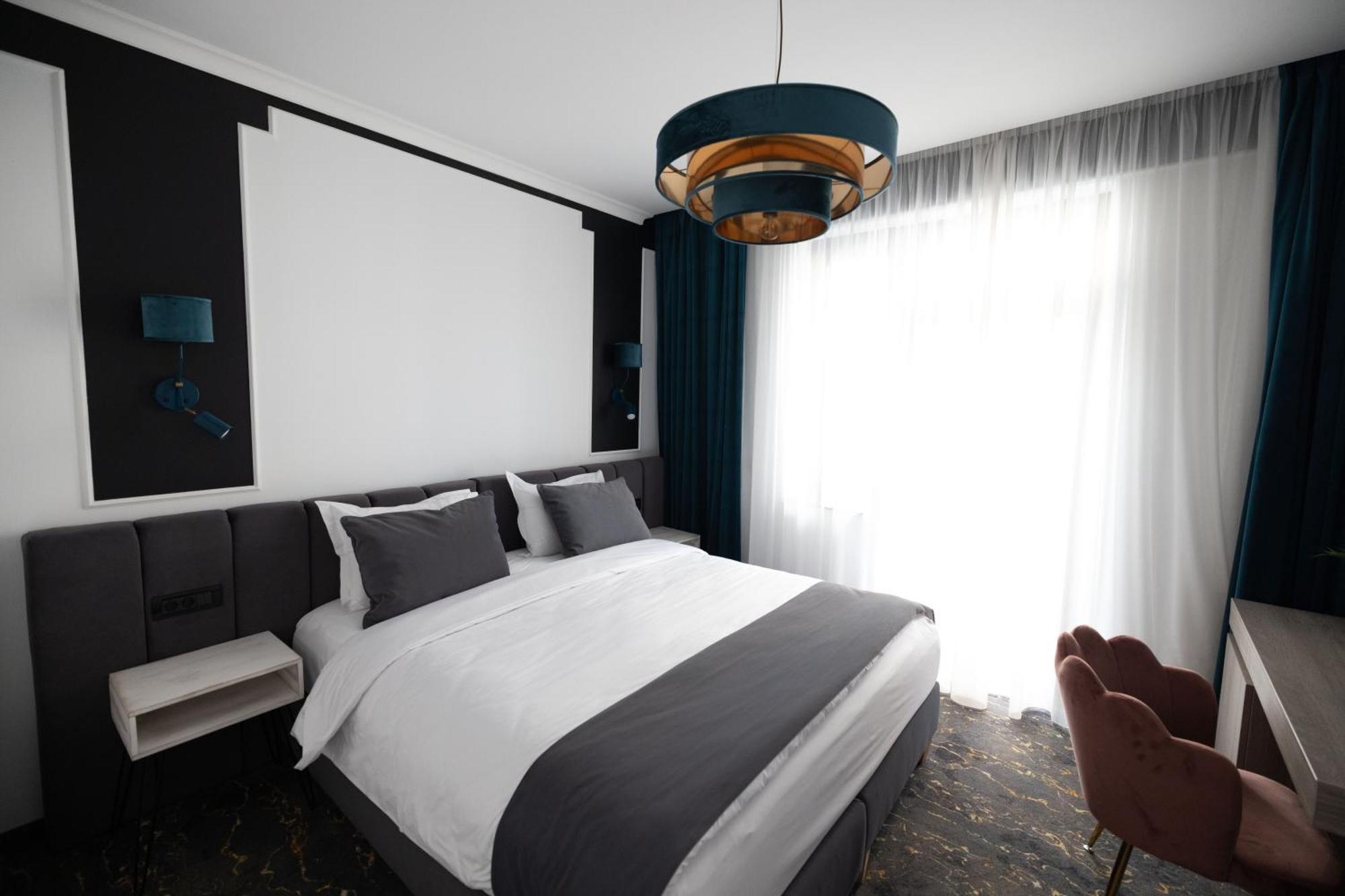 Opera Hotel Temesvár Kültér fotó