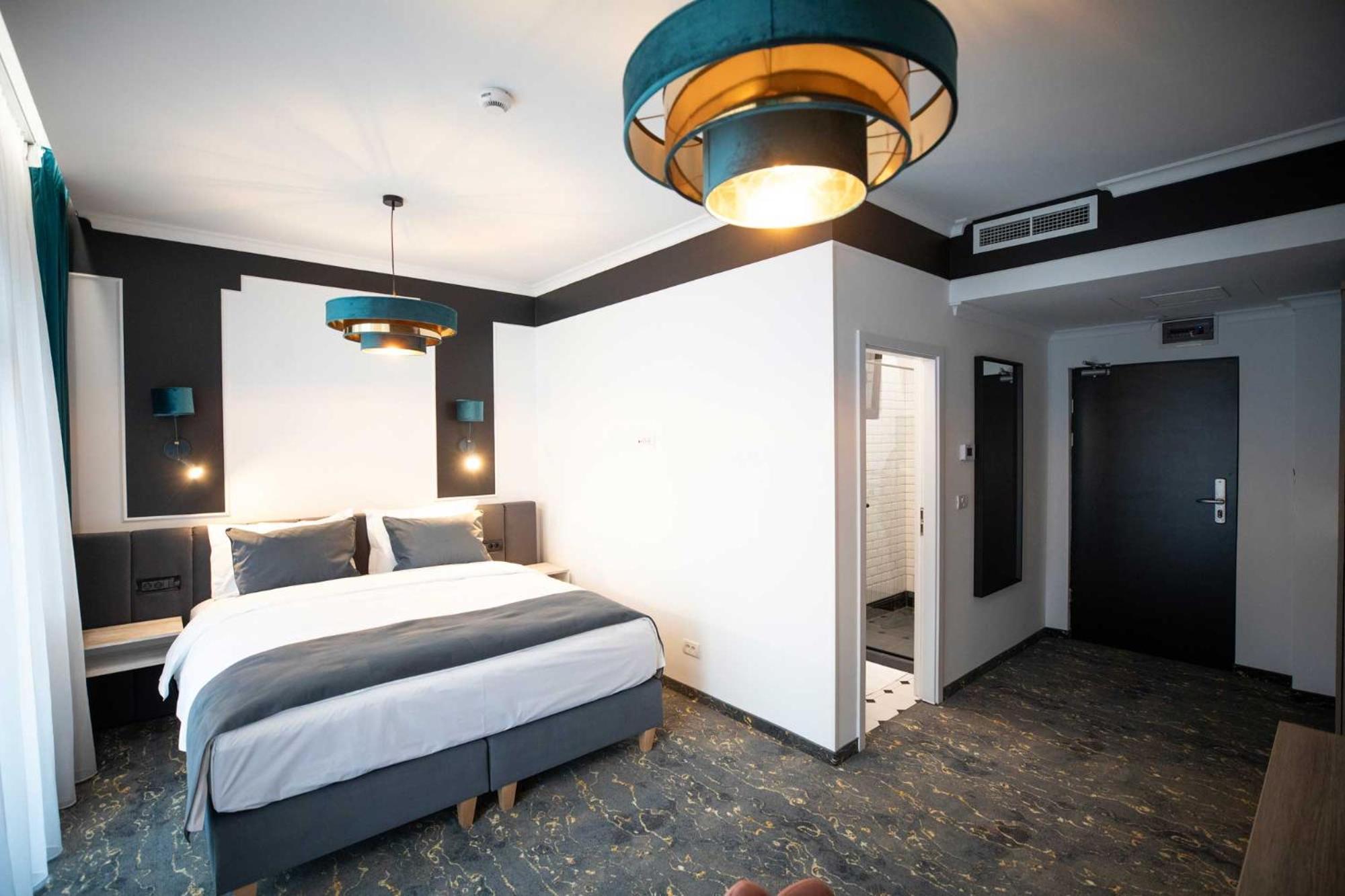 Opera Hotel Temesvár Kültér fotó