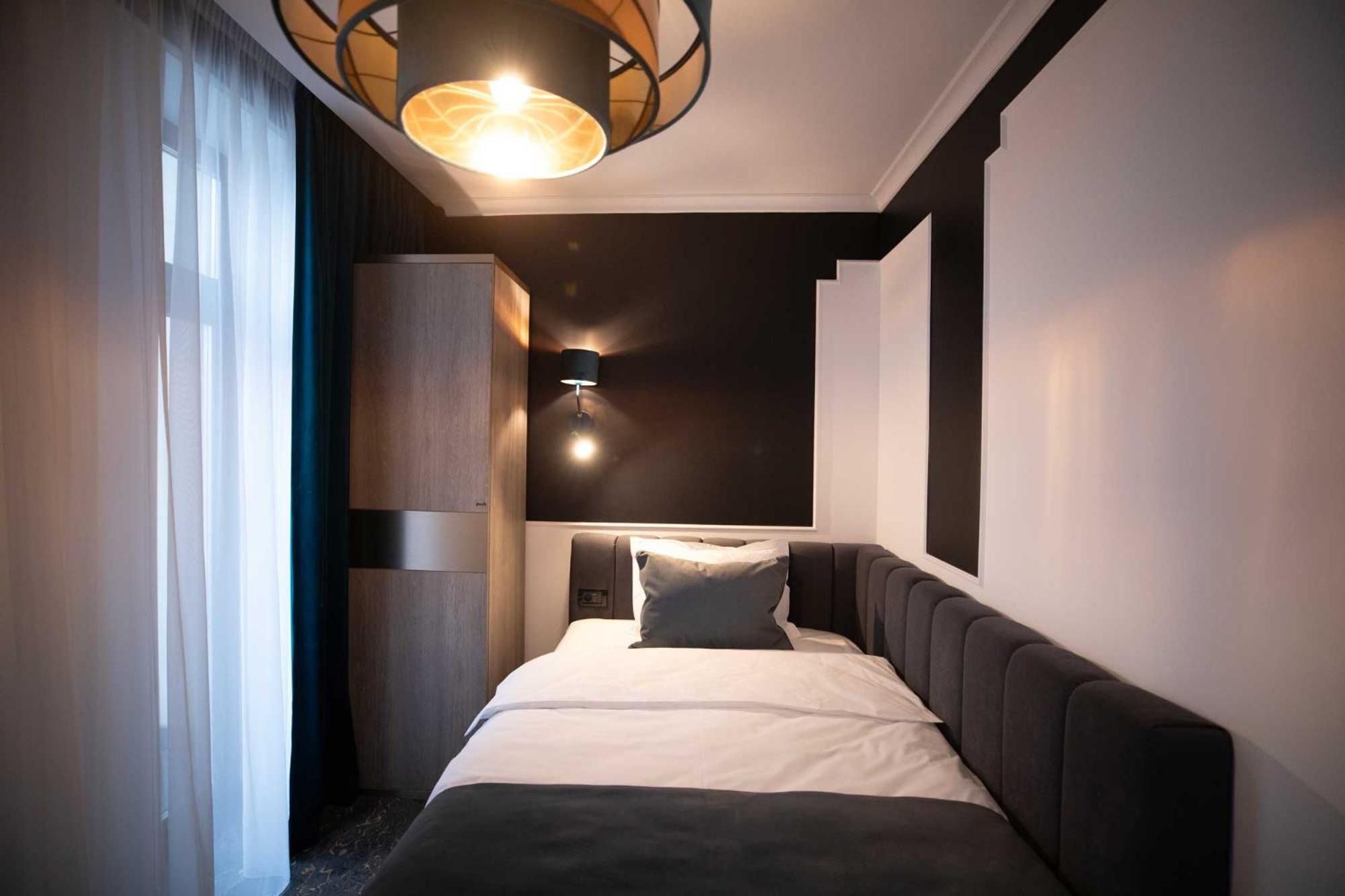 Opera Hotel Temesvár Kültér fotó