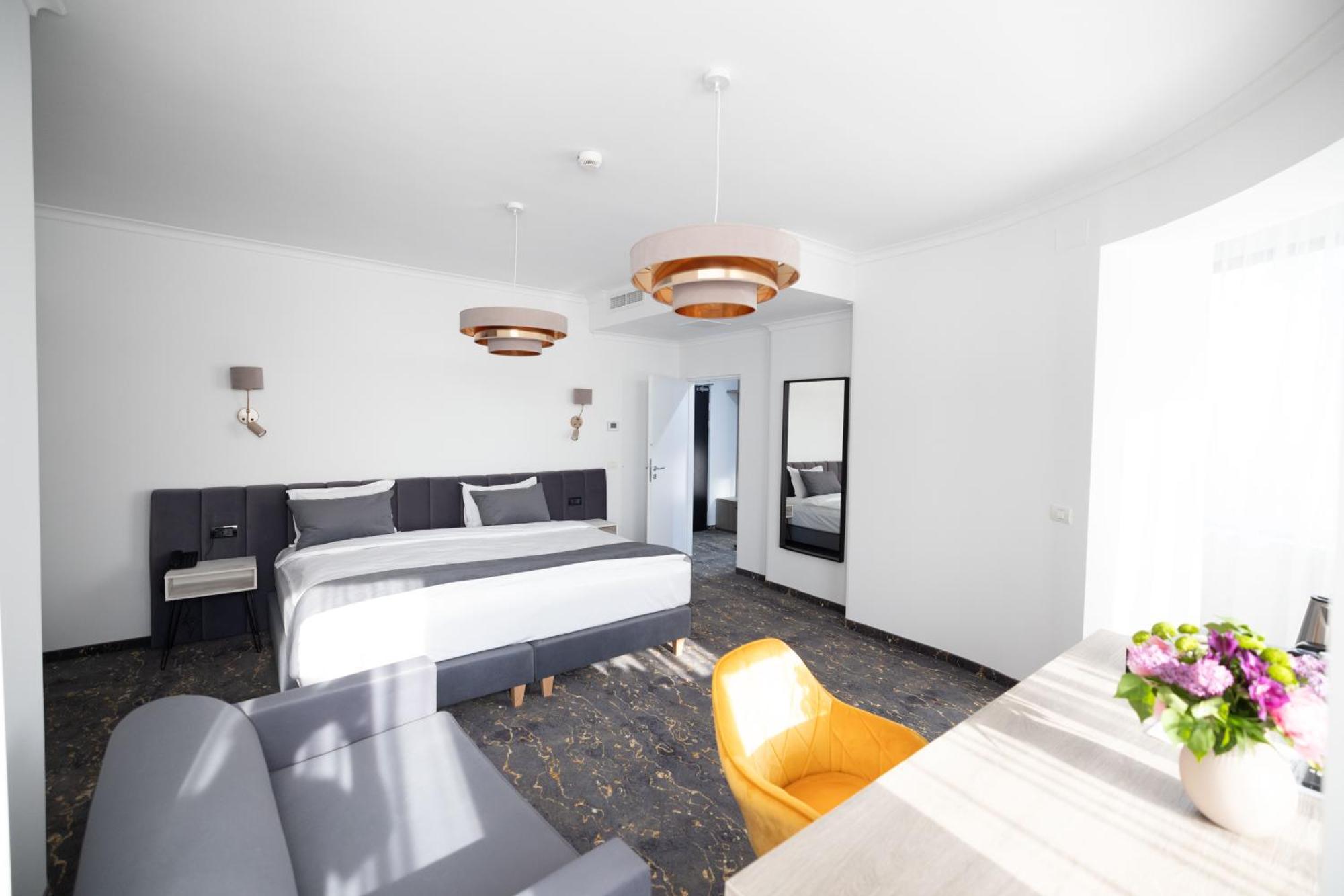 Opera Hotel Temesvár Kültér fotó
