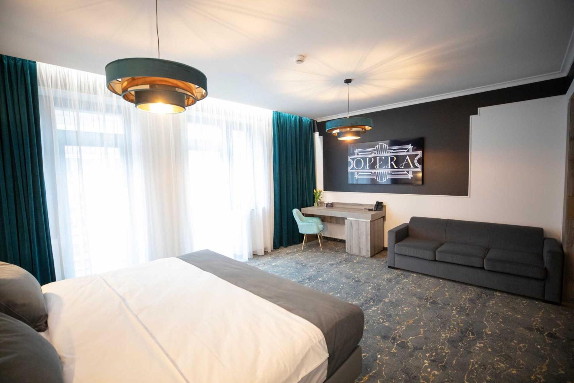 Opera Hotel Temesvár Kültér fotó