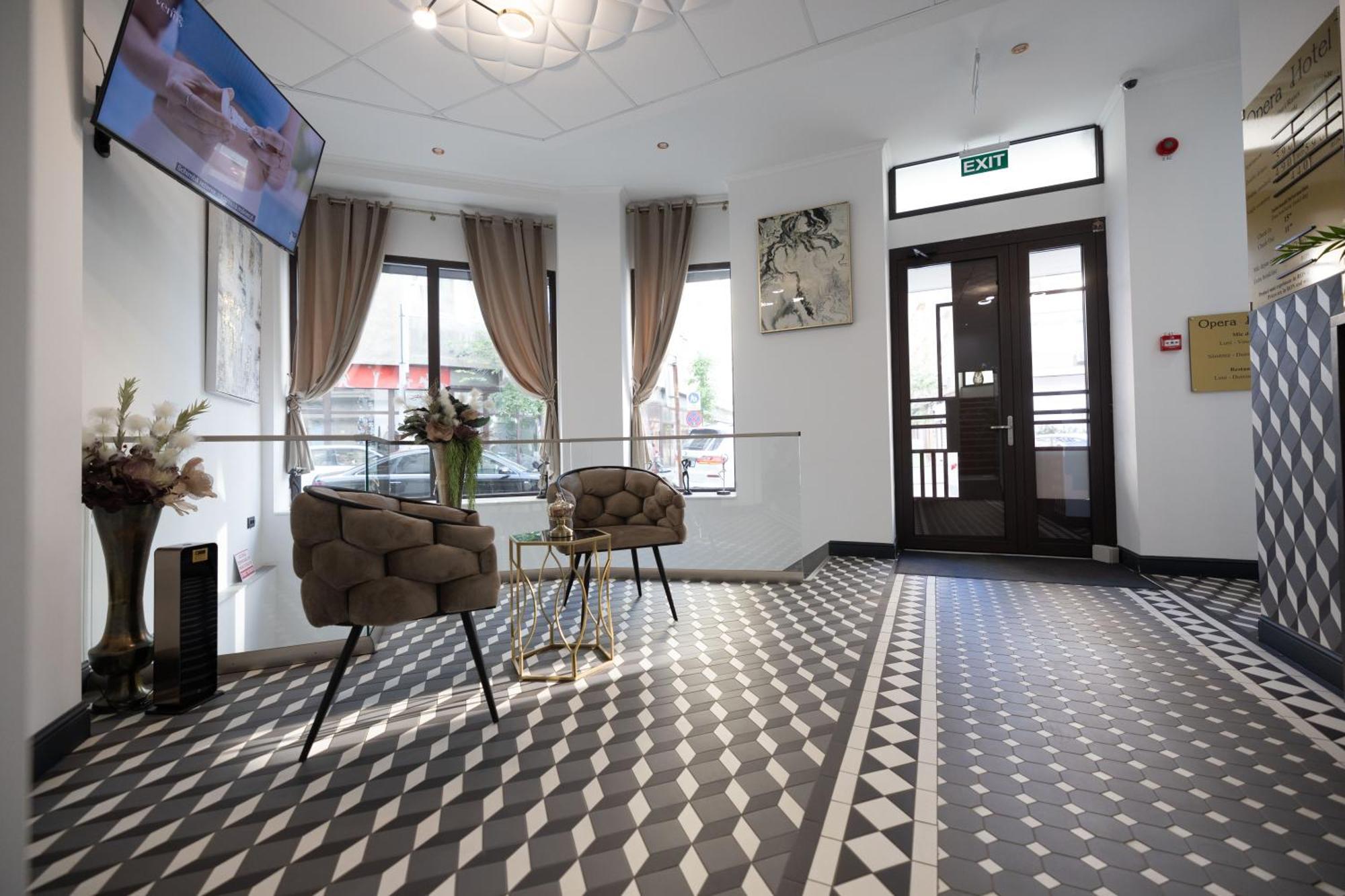 Opera Hotel Temesvár Kültér fotó